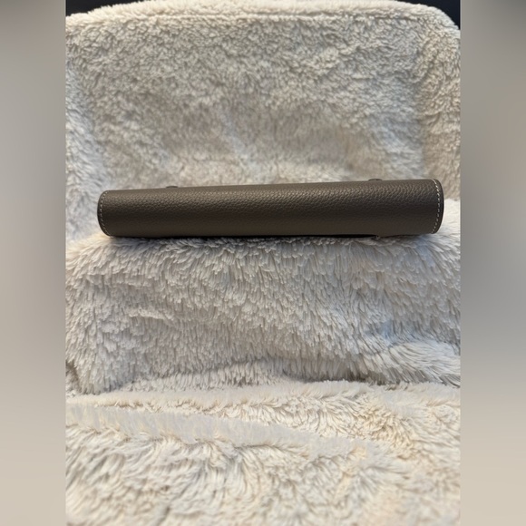 EUC Céline Long Flap Pebble Calfskin Leather Wallet in Grey/Yellow - Picture 14 of 15